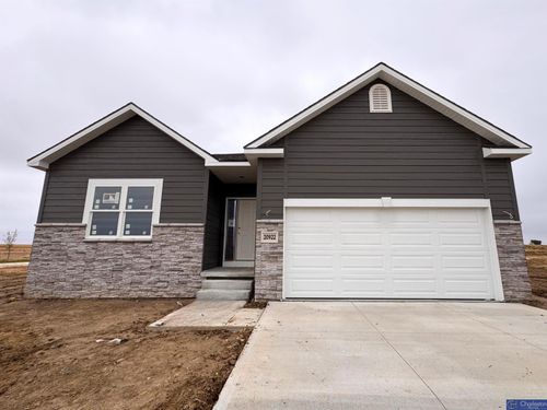 20922 Sedona St, Gretna, NE, 68028-5152 | Card Image