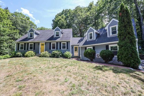 21 Timmins Rd, Bow, NH, 03304-4211 | Card Image