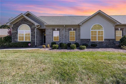 5351 Lair Dr, Greensboro, NC, 27407-2635 | Card Image