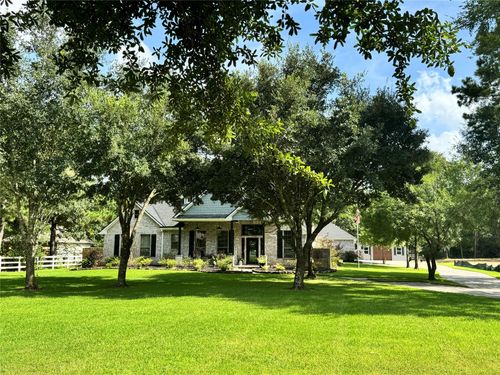 15677 Connie Ln, Montgomery, TX, 77316-9467 | Card Image