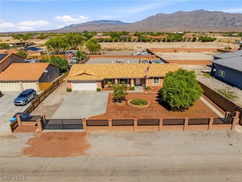 6560 Whispering Sands Drive, Las Vegas, NV, 89131 | Card Image