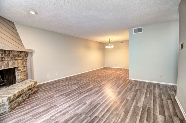 APT-11B - 5200 Martel Ave, Condo with 2 bedrooms, 2 bathrooms and null parking in Dallas TX | Image 11
