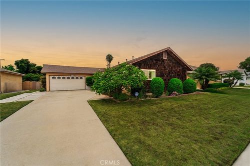 13631 Lorna St, Garden Grove, CA, 92844-2514 | Card Image