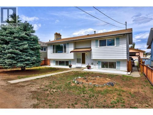 634 Patricia Ave, Kamloops, BC, V2B7M3 | Card Image