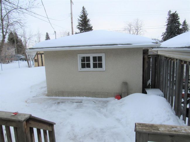 4703 49 Avenue, Home with 4 bedrooms, 2 bathrooms and 4 parking in Vermilion AB | Image 29