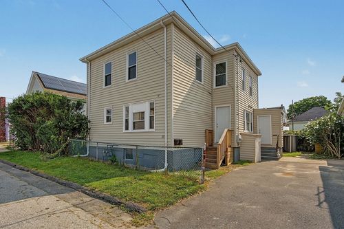 10 Carlisa Dr, Fall River, MA, 02723-1209 | Card Image