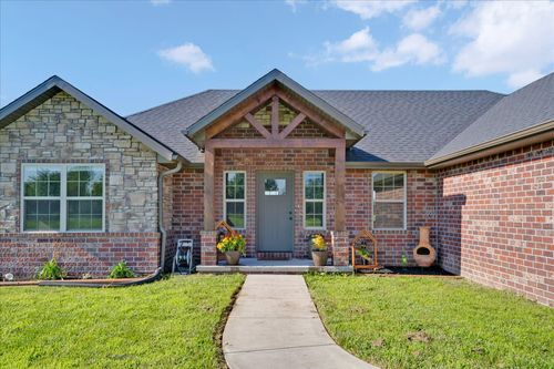206 Maria Rd, Clever, MO, 65631-4203 | Card Image
