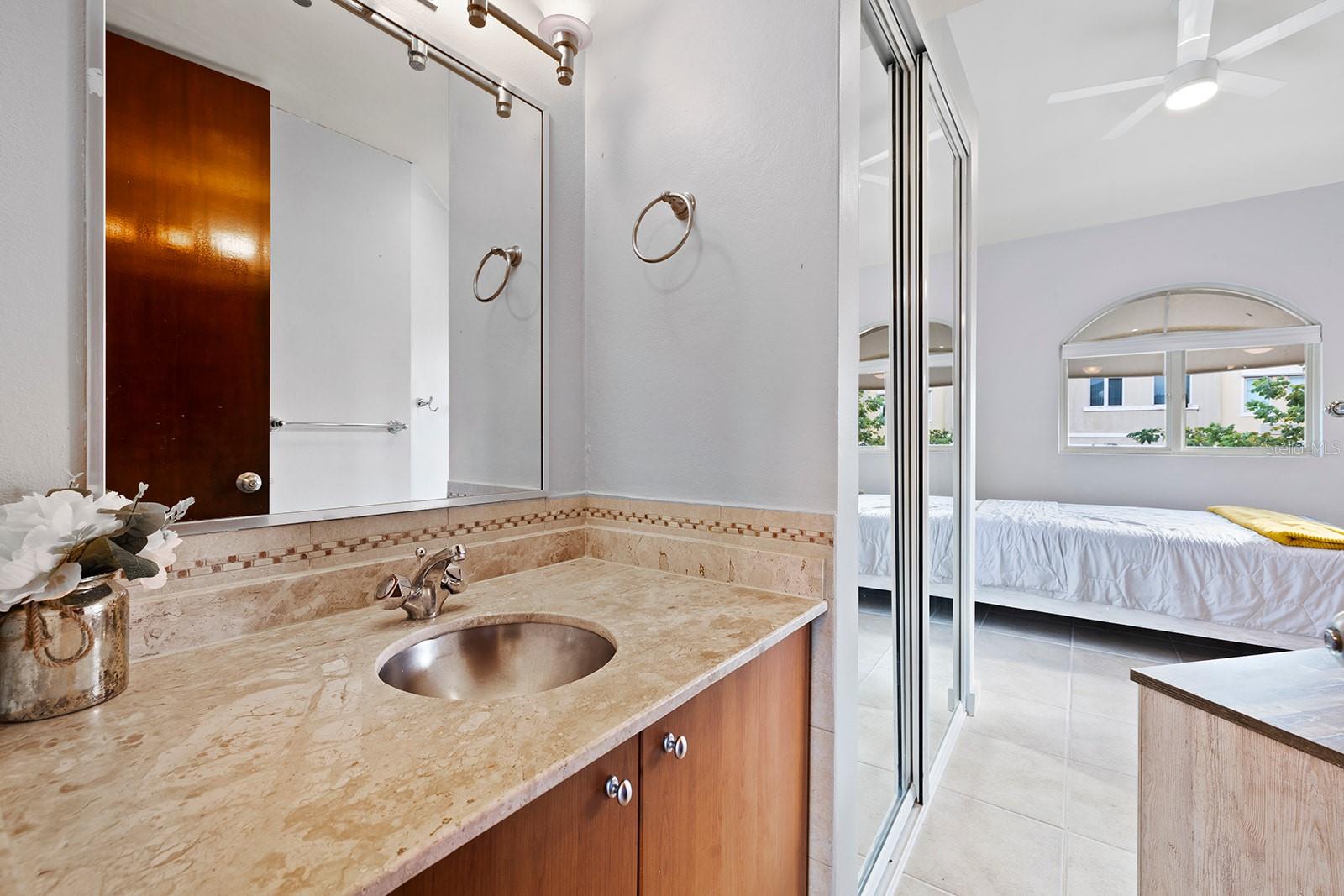 Residential en venta en HUMACAO, 90 CANDELERO DR, 2400 m²
