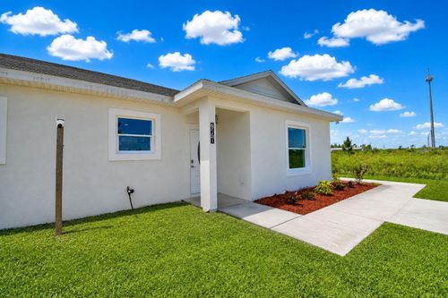 b-7951 Sarasota Dr, Indian Lake Estates, FL, 33855 | Card Image