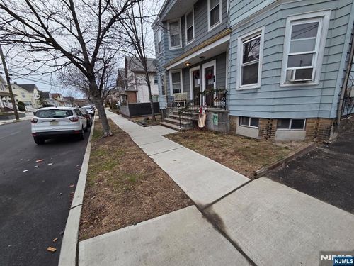 251-249-251 Court Ave, Lyndhurst, NJ, 07071-1709 | Card Image