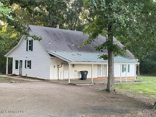1335 Mcingvale Road, Nesbit, MS, 38651 | Card Image