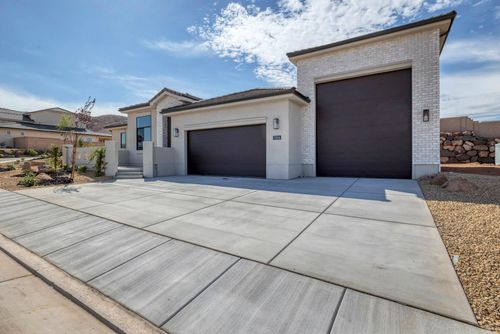 1394 E Libra St, Washington, UT, 84780-3723 | Card Image
