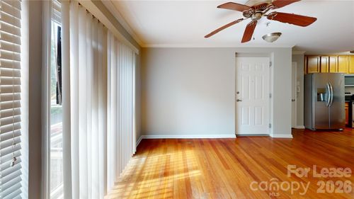 537 Donatello Ave, Charlotte, NC, 28205-4555 | Card Image