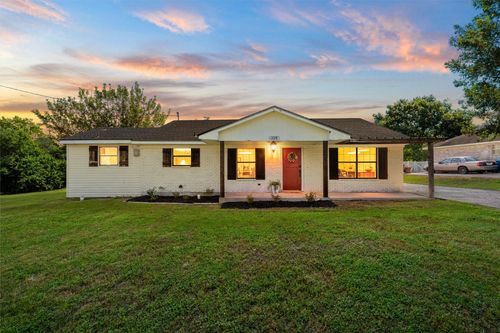 119 Castleman Cir, Hewitt, TX, 76643-3730 | Card Image