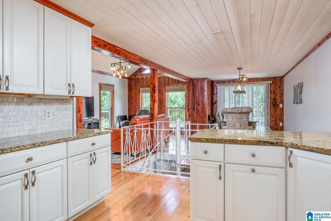0-15550 Beacon Point Dr, House other with 3 bedrooms, 4 bathrooms and null parking in Northport AL | Image 12