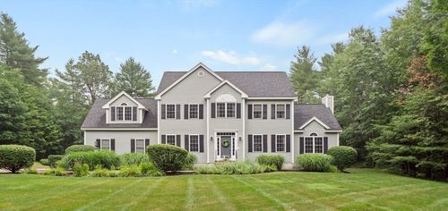 81 Lawrence St, Pepperell, MA, 01463-1017 | Card Image