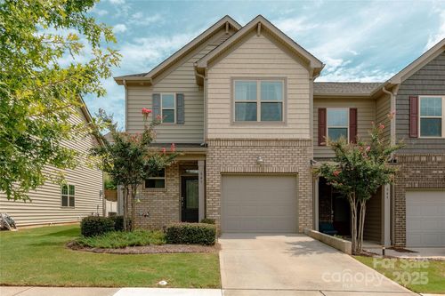 543 Common Raven Ct, Fort Mill, SC, 29715-1301 | Card Image