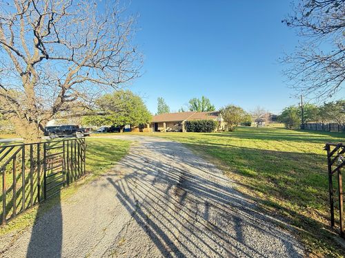 119 Wildwood Ct, Mansfield, TX, 76063-5931 | Card Image