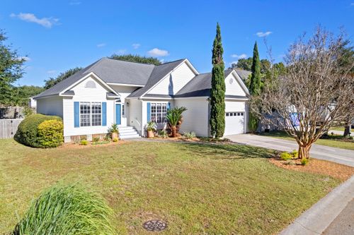 1504 Old Village Dr, Mount Pleasant, SC, 29464-4939 | Card Image