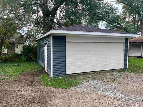 3258 Navarre Blvd, Monroe, MI, 48162-4927 | Card Image