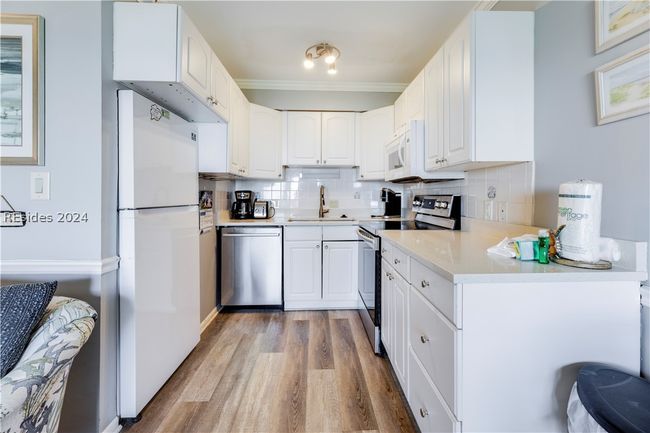 APT-210 - 4 N Forest Beach Dr, Condo with 1 bedrooms, 1 bathrooms and null parking in Hilton Head Island SC | Image 12