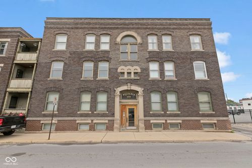 e-108 Saint Clair St, Indianapolis, IN, 46204-1195 | Card Image