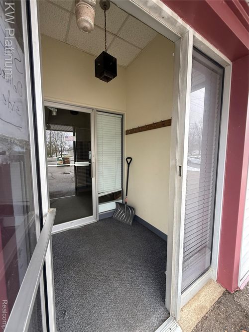 33850 Armada Ridge Rd, Richmond, MI, 48062-5313 | Card Image