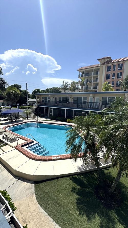 apt-d7-1960 Ne 1st St, Deerfield Beach, FL, 33441-4577 | Card Image