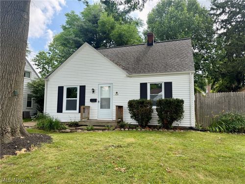 839 Sarcee Ave, Akron, OH, 44305-1240 | Card Image