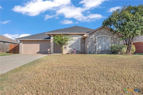 210 Cedar Ridge Dr, Nolanville, TX, 76559-4641 | Card Image