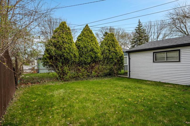 31810 Briar Ln, House other with 3 bedrooms, 2 bathrooms and null parking in Saint Clair Shores MI | Image 20