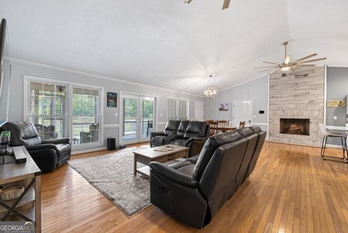 1011 Sugar Hill Way, Buckhead, GA, 30625-2529 | Card Image