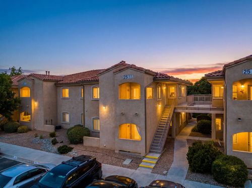 2515-6800 Vista Del Norte Rd Ne, Albuquerque, NM, 87113-1367 | Card Image