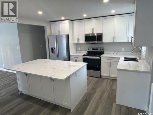 6007 Sherwood Dr, Regina, SK, S4T6X5 | Card Image