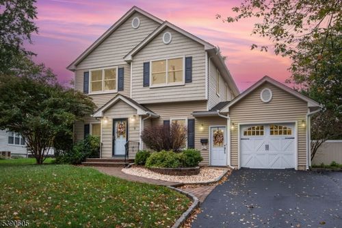 9 Timberline Dr, Fanwood, NJ, 07023-1408 | Card Image