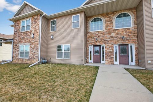4503 Wild Rose Ct, Cedar Falls, IA, 50613-2309 | Card Image