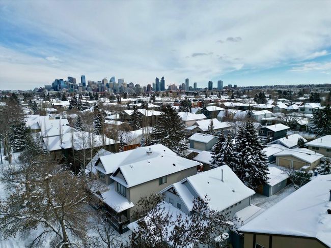 2235 6 Avenue Nw, Home with 2 bedrooms, 2 bathrooms and 1 parking in Calgary AB | Image 39