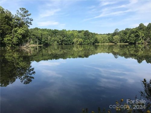 24-2793 Catawba Rd, Great Falls, SC, 29055-8689 | Card Image