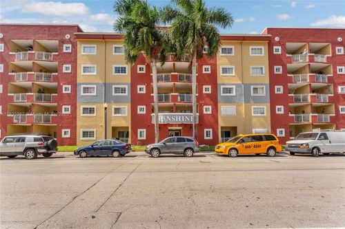 apt-406-21 E 3rd St, Hialeah, FL, 33010-4987 | Card Image
