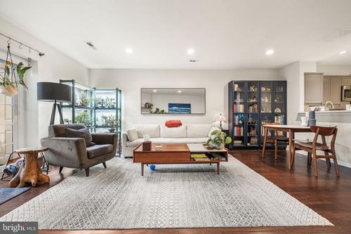 1a-907 S Rolfe St, ARLINGTON, VA, 22204-4590 | Card Image