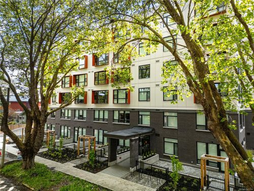 204-629 Speed Ave, Victoria, BC, V8Z1A5 | Card Image