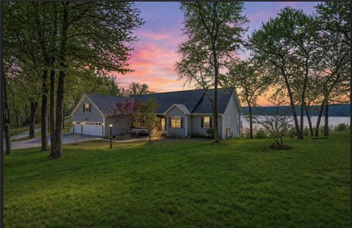 122 Holland Pt, Eureka Springs, AR, 72631 | Card Image