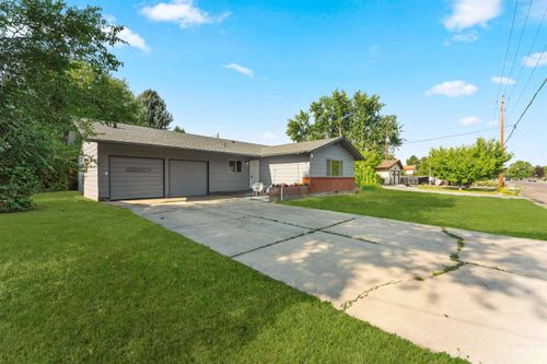 1309 E Main St, Emmett, ID, 83617-3213 | Card Image