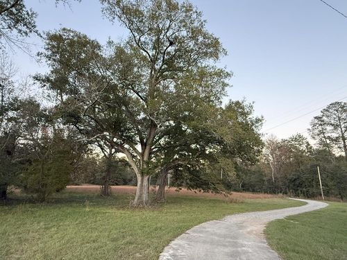 225 First St, Bude, MS, 39630 | Card Image