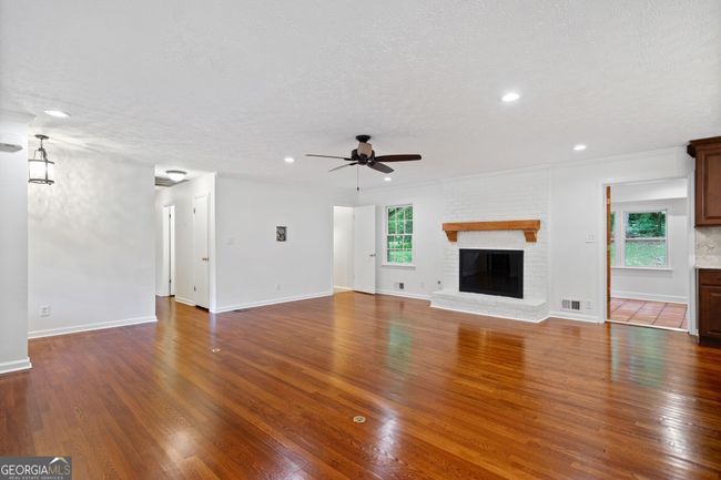 2985 Medinah Ct, House other with 3 bedrooms, 2 bathrooms and null parking in Chamblee GA | Image 6