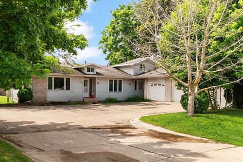 517-519 E Holum Street, Deforest, WI, 53532 | Card Image