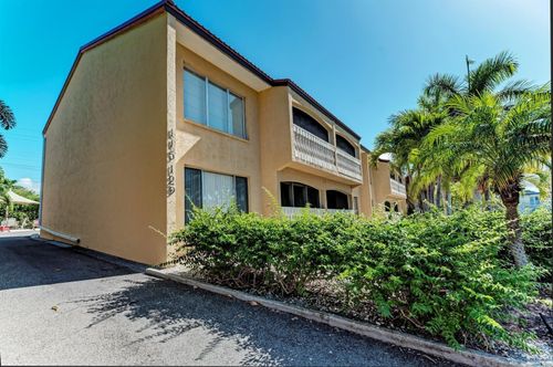 101-129 Tyler Dr, Sarasota, FL, 34236-2045 | Card Image