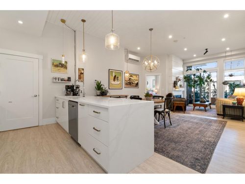 601-45745 Watson Rd, Chilliwack, BC, V2R6K3 | Card Image