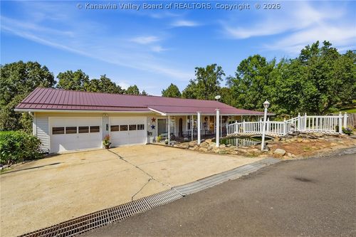 4745 Clendenin Creek Rd, Liberty, WV, 25124-7277 | Card Image