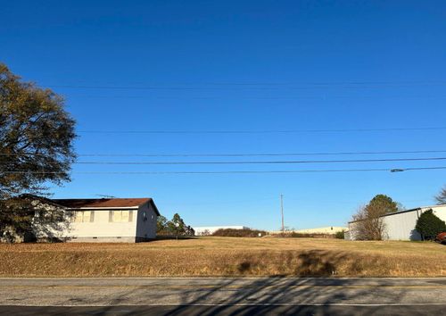 511 Broadcast Drive, spartanburg, SC, 29303-4715 | Card Image